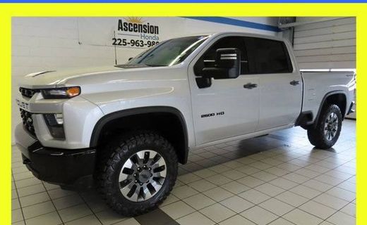 2023 Chevrolet Silverado HD Custom