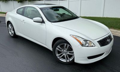 2009 Infiniti G37 Base