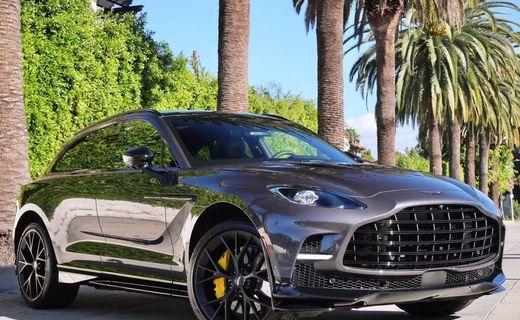 2026 Aston Martin DBX DBX707