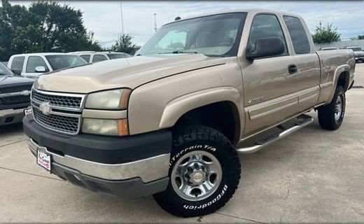 2005 Chevrolet Silverado LS