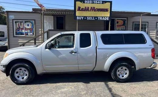 2005 Nissan Frontier XE