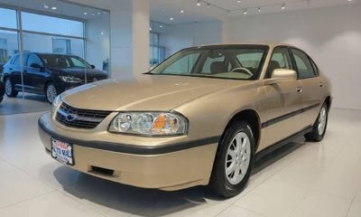 2004 Chevrolet Impala Base