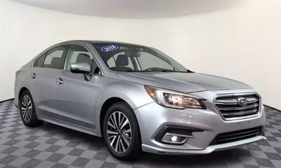 2018 Subaru Legacy Premium ES
