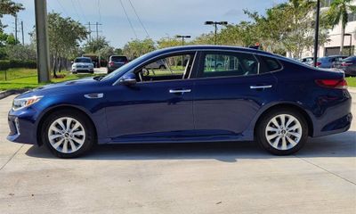 2018 Kia Optima LX