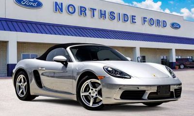 2023 Porsche 718 Boxster T