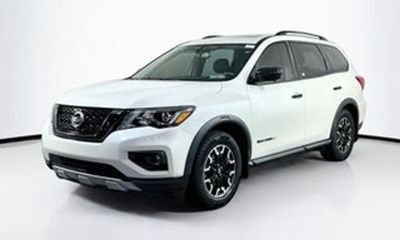 2020 Nissan Pathfinder SL