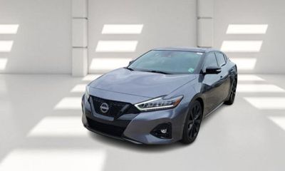 2023 Nissan Maxima SR