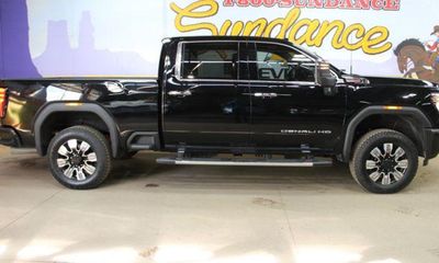 2024 GMC Sierra HD Denali