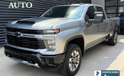 2026 Chevrolet Silverado HD Custom