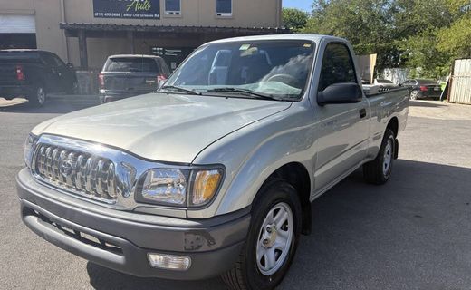 2004 Toyota Tacoma Deluxe