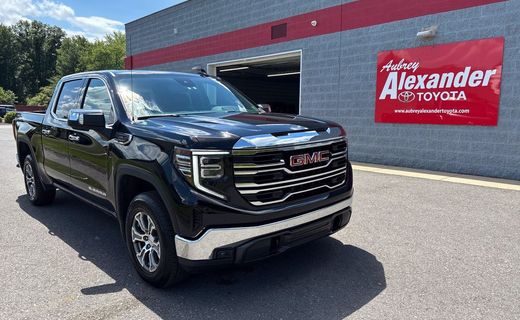 2025 GMC Sierra SLT