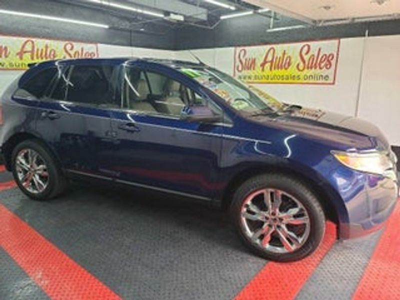 2011 Ford EDGE — a typically priced live listing