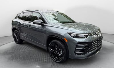 2026 Volkswagen Tiguan 4MOTION SE Black