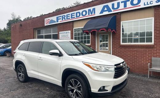 2016 Toyota Highlander Base