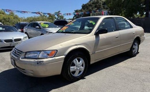 1998 Toyota Camry LE