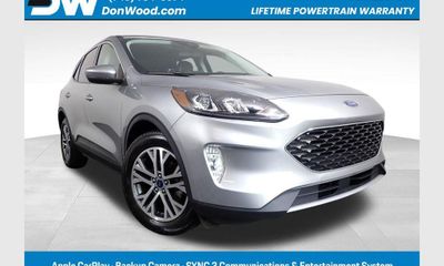 2022 Ford Escape SEL
