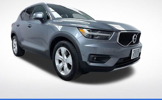 2019 Volvo XC40 Momentum