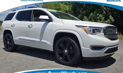 2019 GMC Acadia Denali