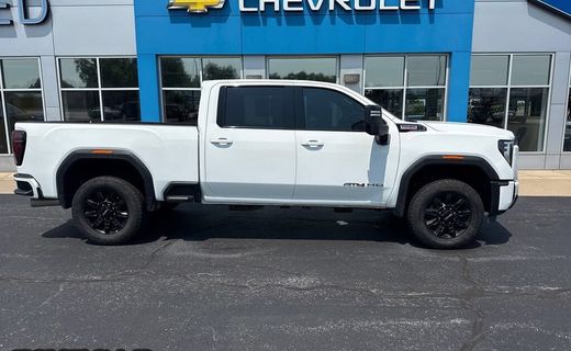 2025 GMC Sierra HD AT4