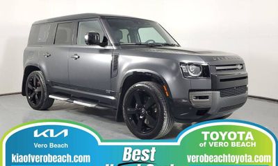 2023 Land Rover Defender 110 V8 Carpathian