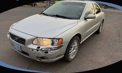 2005 Volvo S60 25T