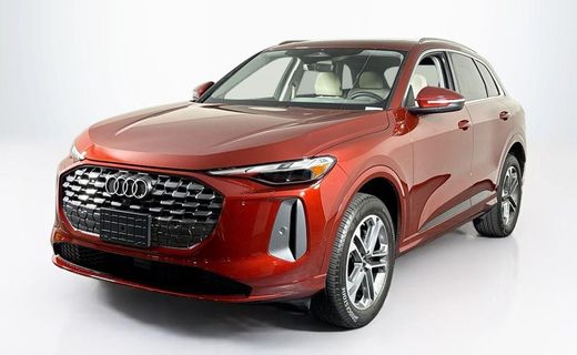 2025 Audi Q5 Quattro Premium