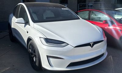 2022 Tesla Model X