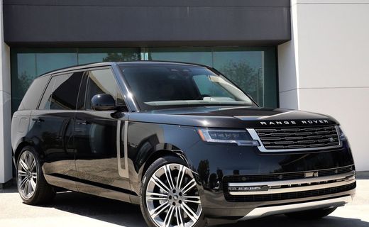 2025 Land Rover Range SE