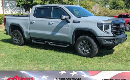 2024 GMC Sierra AT4