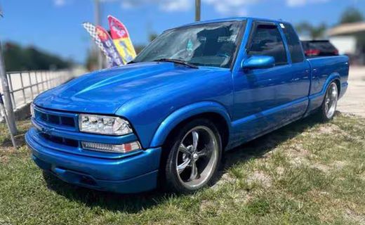2001 Chevrolet S-10 Pickup