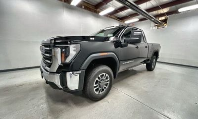 2026 GMC Sierra HD SLE