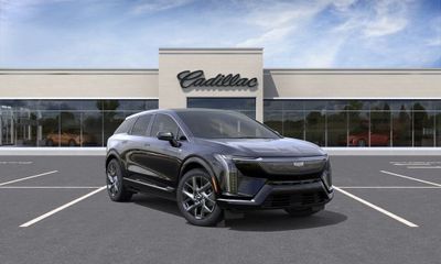 2026 Cadillac Optiq Luxury 2