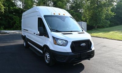 2023 Ford Transit