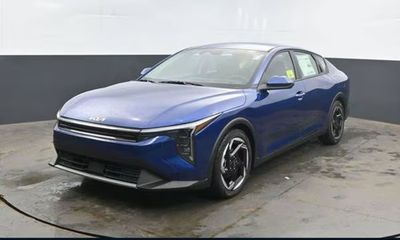 2026 Kia K4 EX