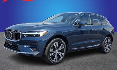 2023 Volvo XC60 Ultimate Bright