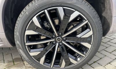 2026 Volvo XC90 Plus Bright