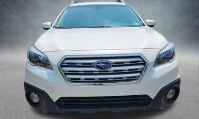 2017 Subaru Outback Premium ES