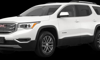 2017 GMC Acadia SLE 1