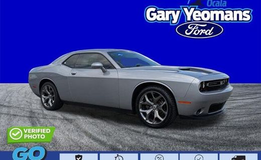 2017 Dodge Challenger SXT