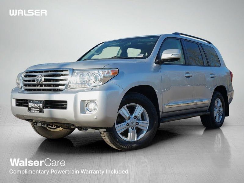 2015 Toyota Land Cruiser — a typically priced live listing