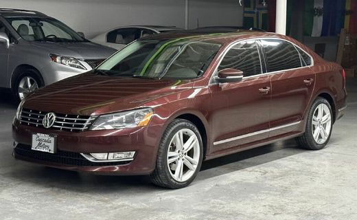 2014 Volkswagen Passat SE