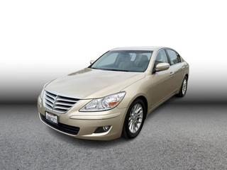 2011 Hyundai Genesis Middle Level