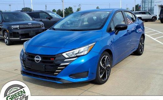 2024 Nissan Versa SR