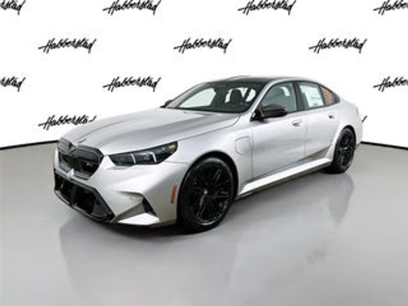 2027 Bmw M5 — a typically priced live listing