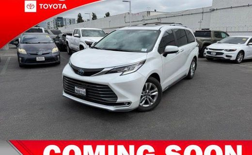 2024 Toyota Sienna Limited
