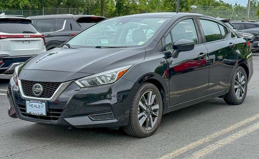 2021 Nissan Versa SV