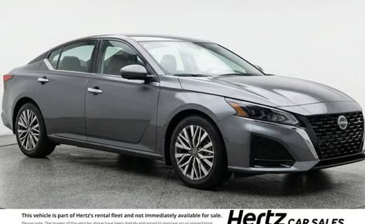 2025 Nissan Altima SV