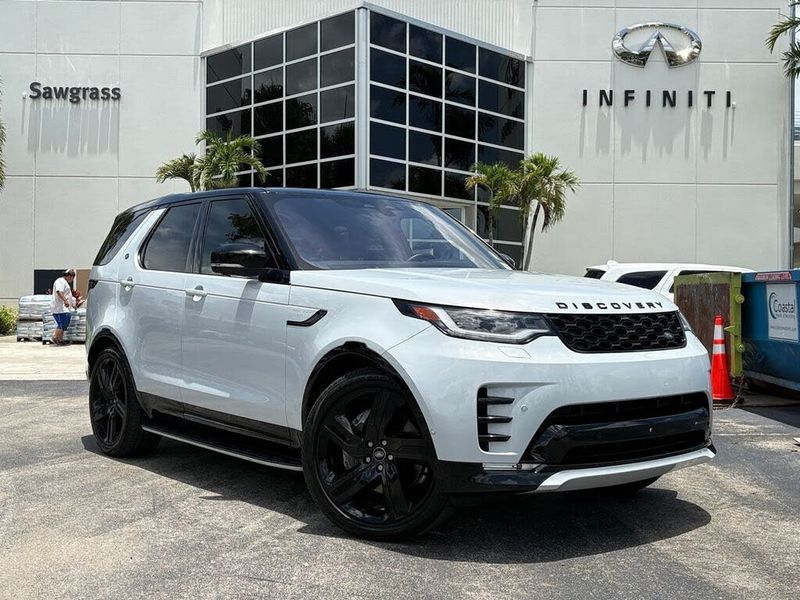2023 Land Rover Discovery — a typically priced live listing