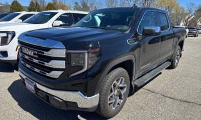 2026 GMC Sierra SLE