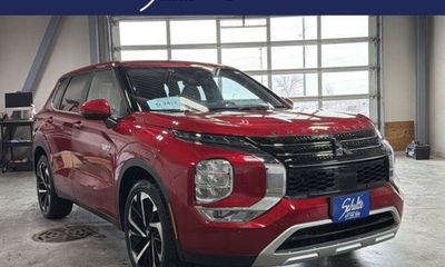 2025 Mitsubishi Outlander SE Ralliart